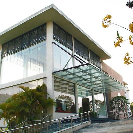 Spree Resort At Century Wintersun Dod Ballāpur Buitenkant foto