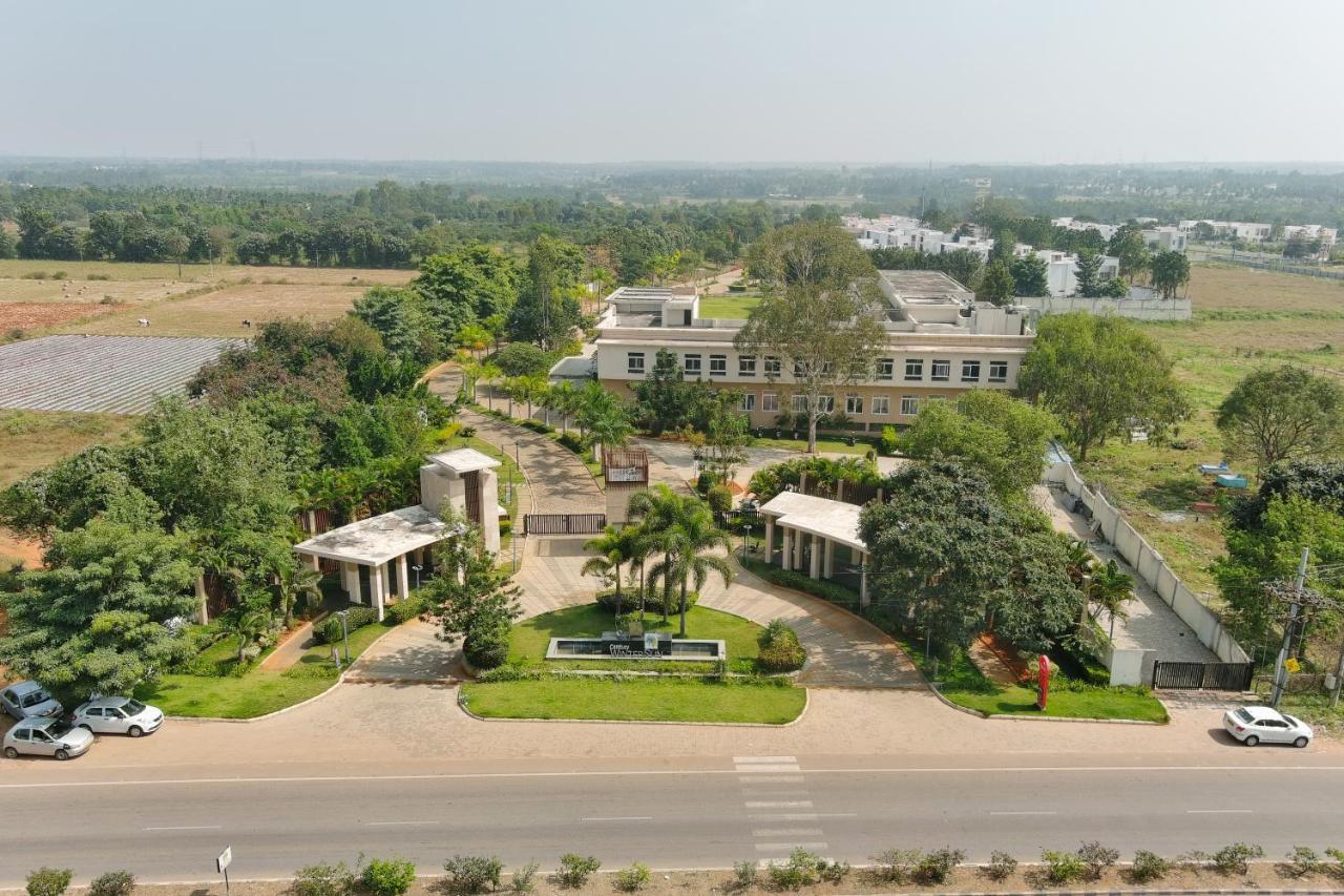 Spree Resort At Century Wintersun Dod Ballāpur Buitenkant foto