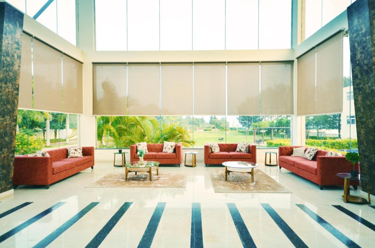 Spree Resort At Century Wintersun Dod Ballāpur Buitenkant foto
