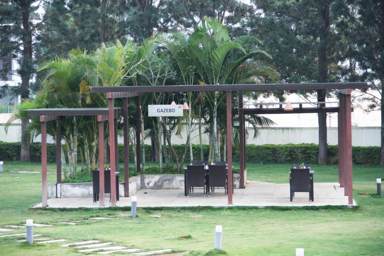 Spree Resort At Century Wintersun Dod Ballāpur Buitenkant foto