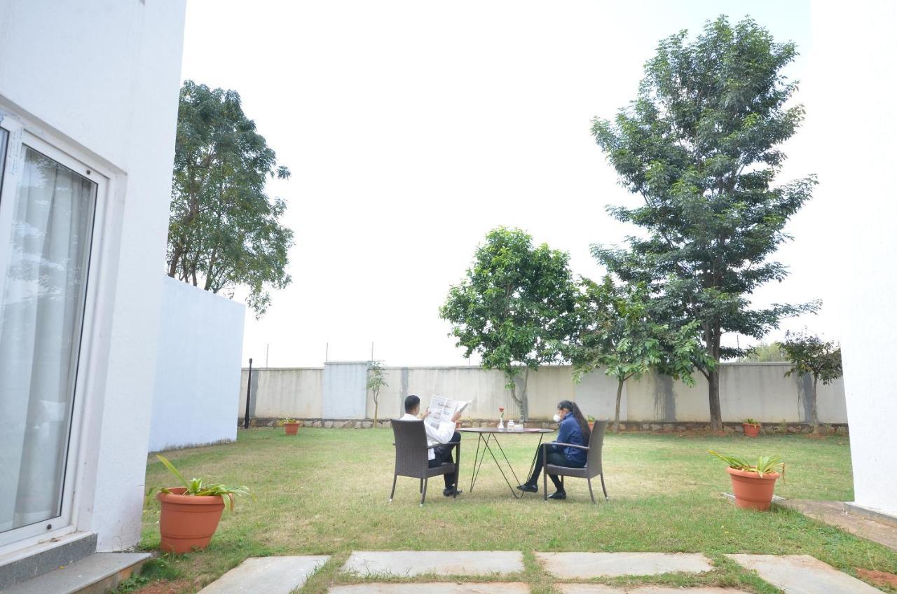 Spree Resort At Century Wintersun Dod Ballāpur Buitenkant foto