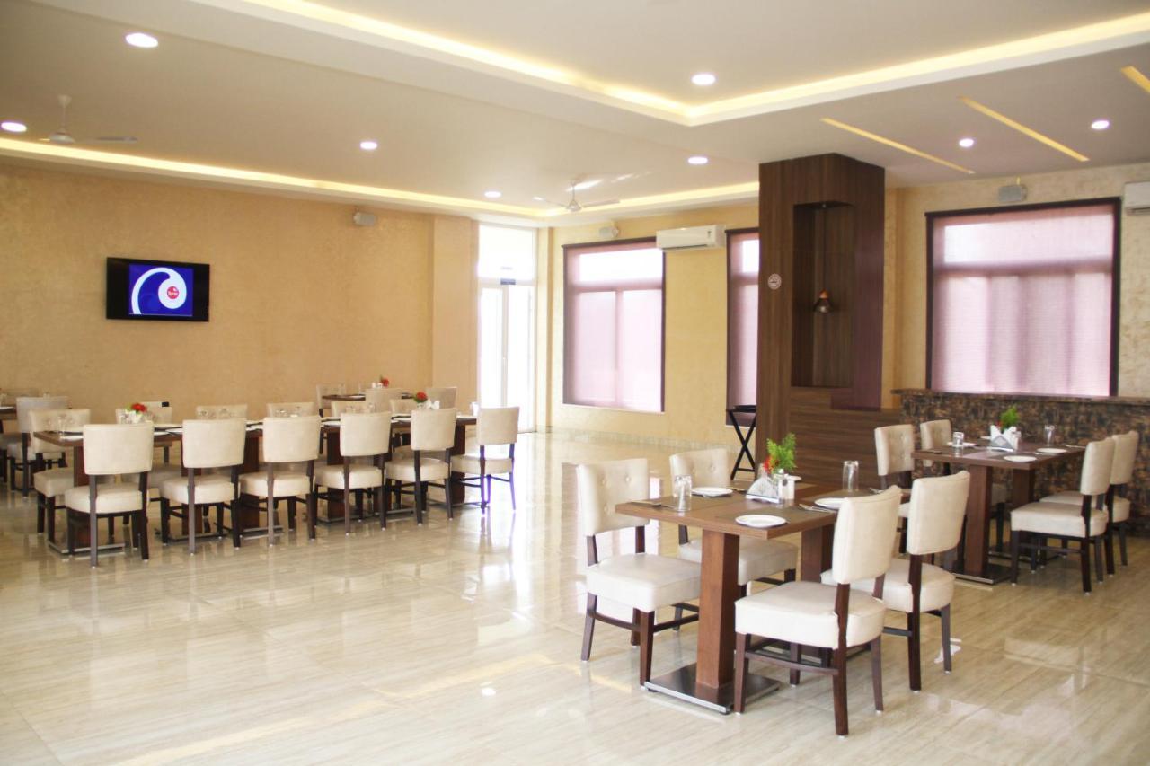 Spree Resort At Century Wintersun Dod Ballāpur Buitenkant foto